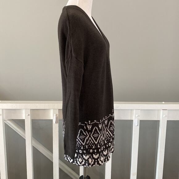Old Navy Charcoal Grey Aztec Print Open Front Long Cardigan Size XS - Picture 4 of 7